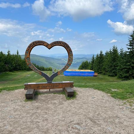 U Jelena Harrachov - Rodinny Apartman U Lesa S Garazi ภายนอก รูปภาพ
